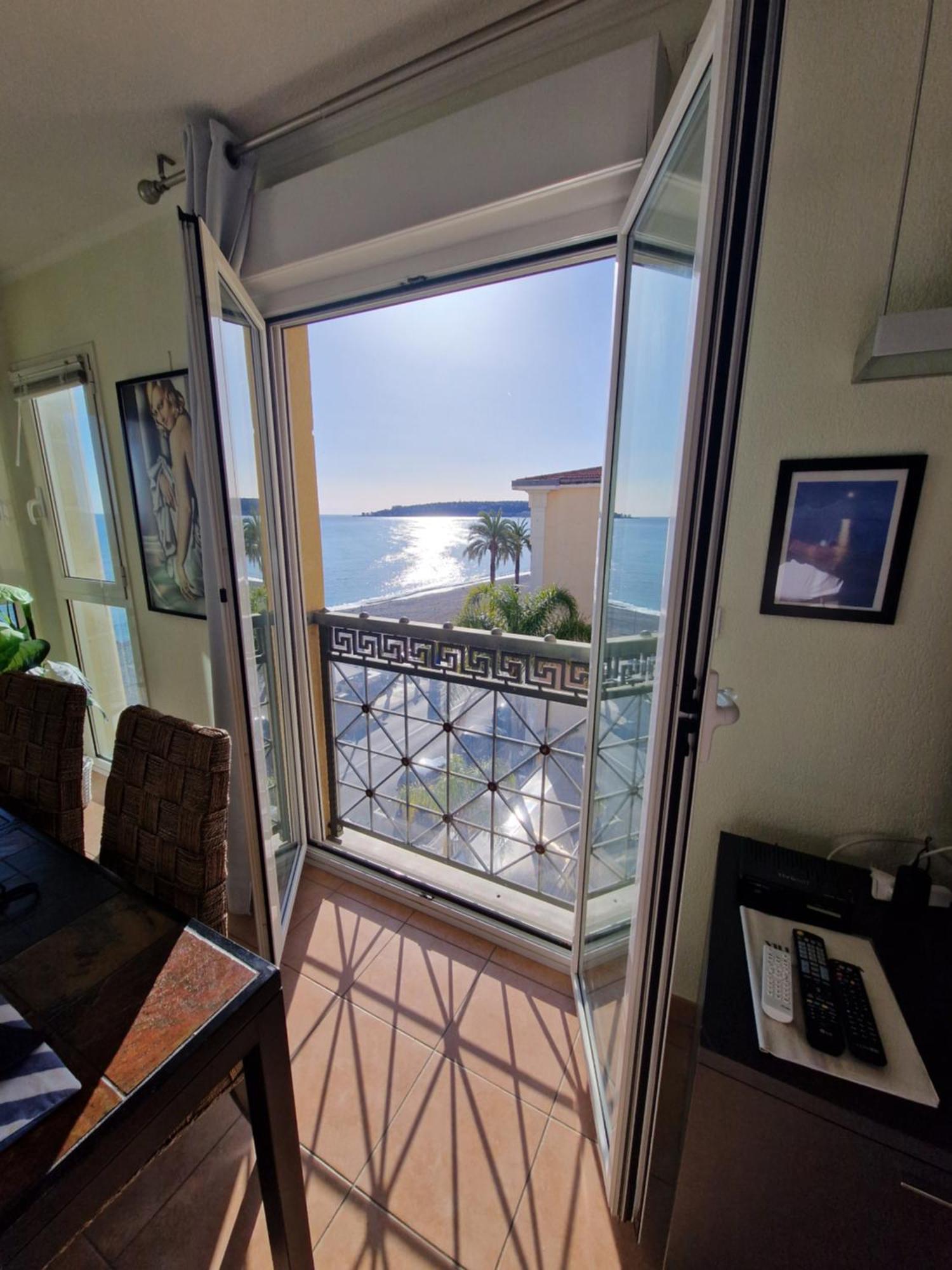 Villa Azzurra Menton Apt Luxe, Front Mer, 4Th Floor Of 5, Wifi, Tvsat, Climate Exterior foto